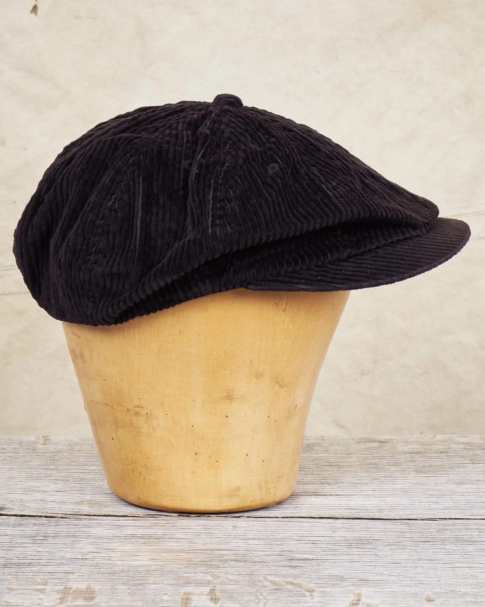 Second Hand H. W. Dog & Co. Corduroy Cap Size 36