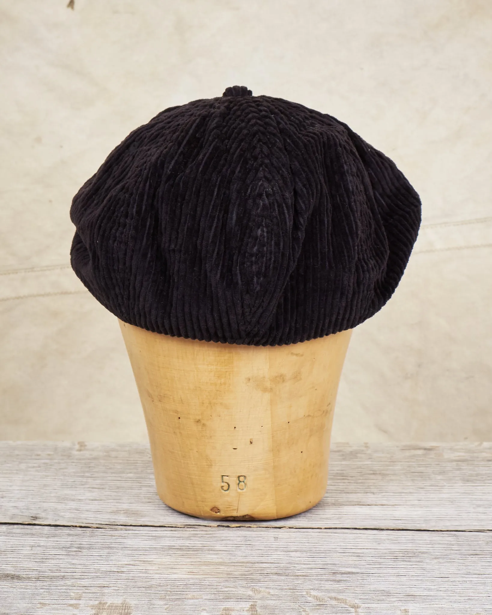 Second Hand H. W. Dog & Co. Corduroy Cap Size 36