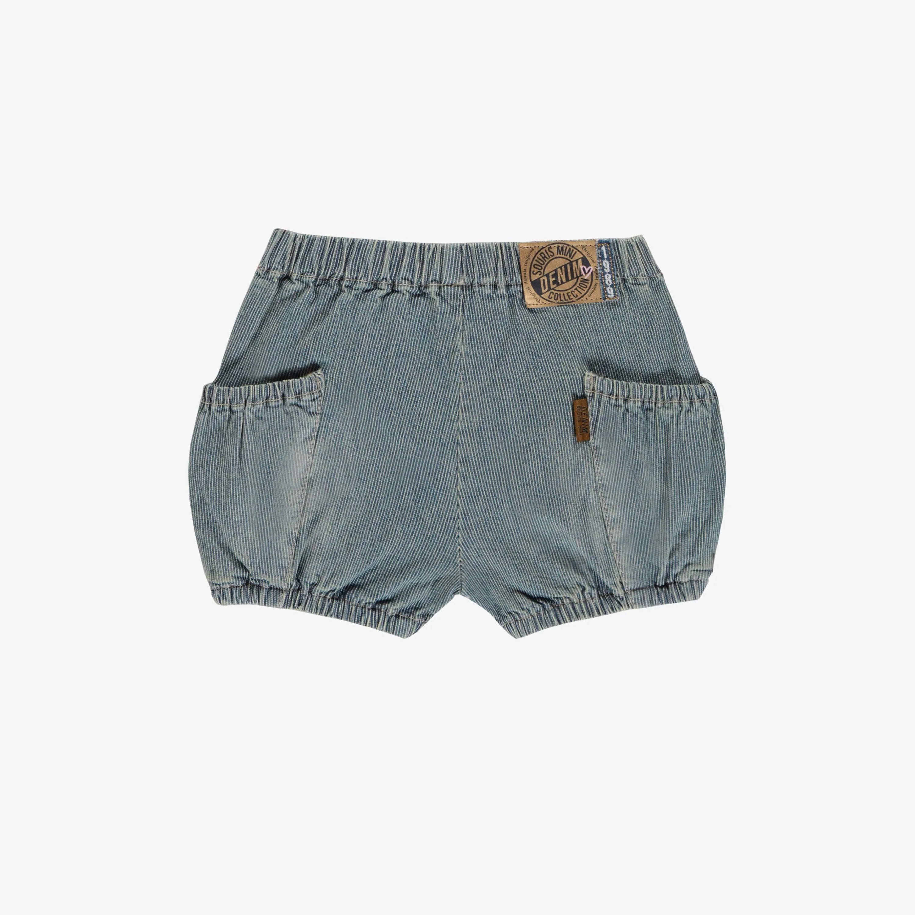 Short coupe décontractée en denim rayé, bébé  || Loose fit short in railraod denim, baby