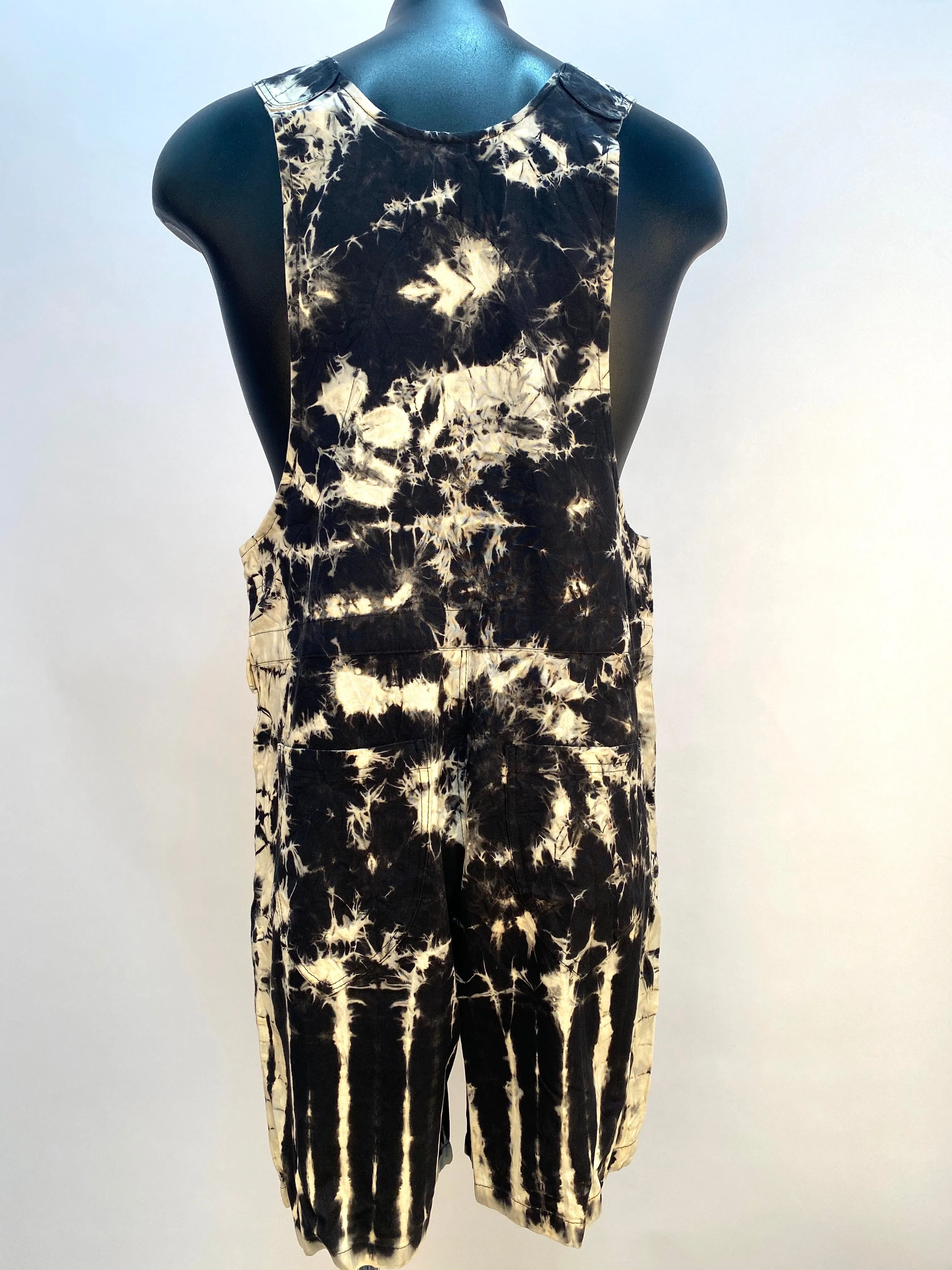 Short Tie Dyed overalls