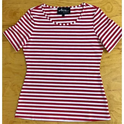 Star Struck Clothing Short Sleeve Top in Red Stripes