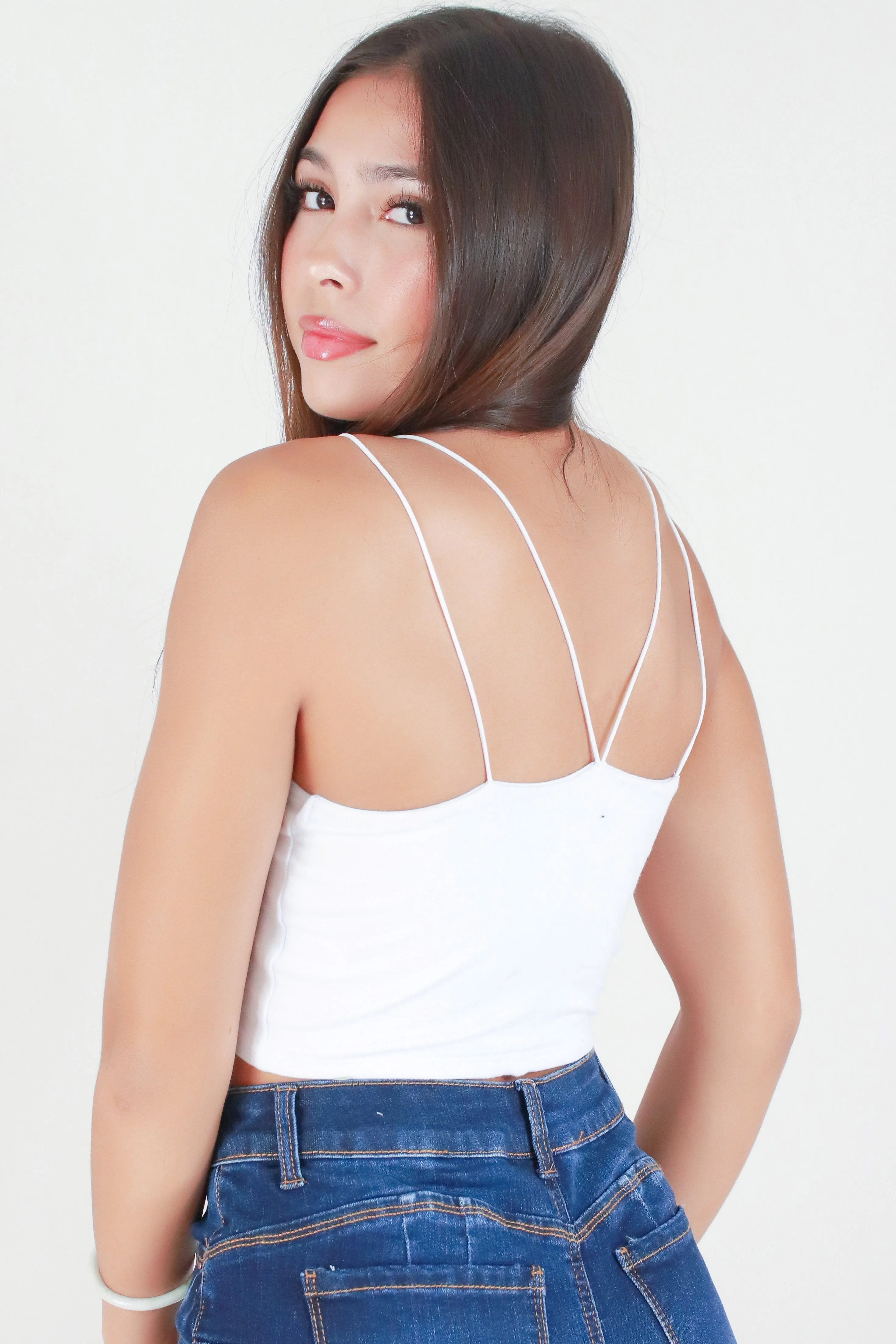 STICK TO THE BASICS CROP TOP
