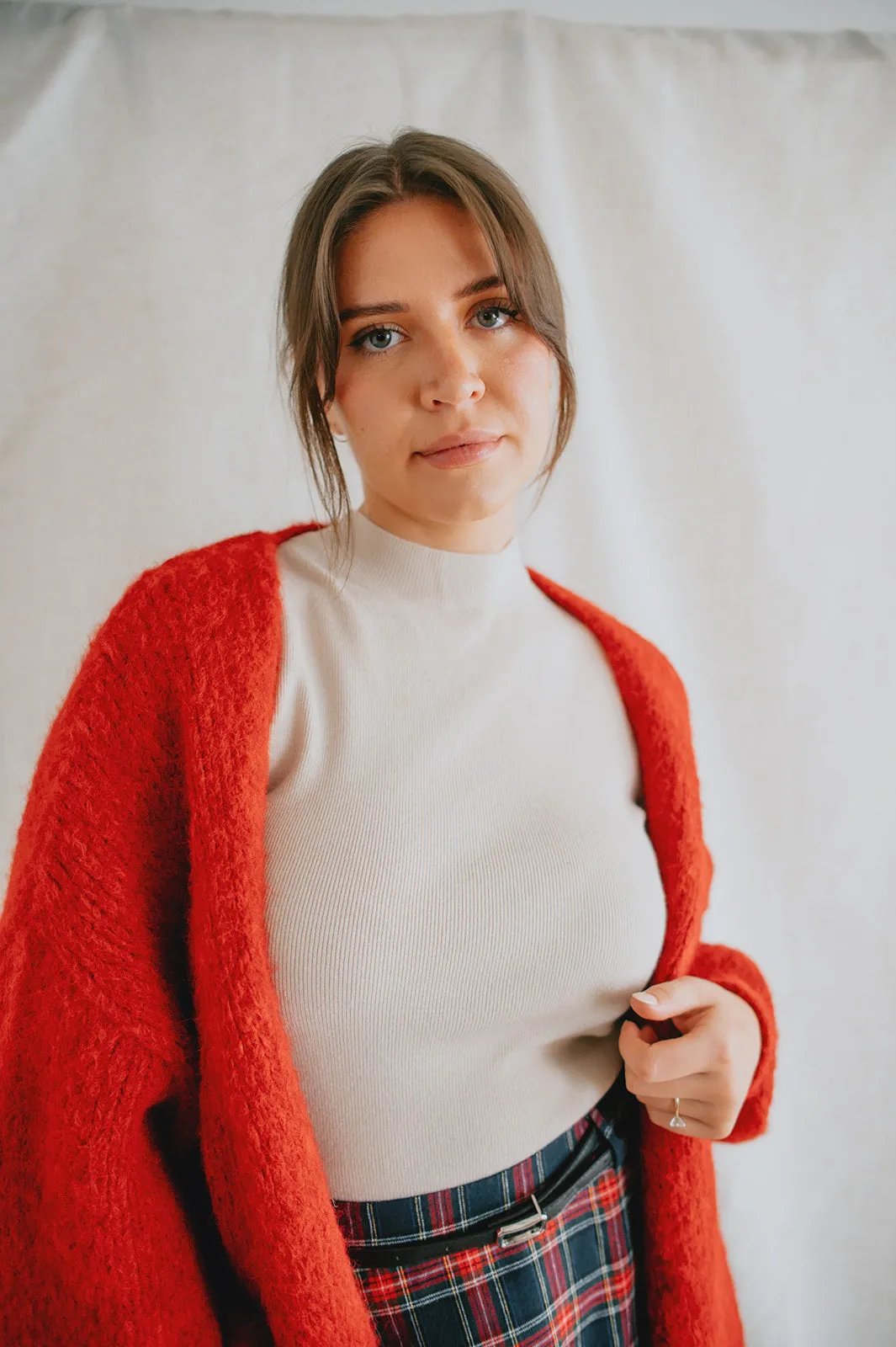 The Marlowe Cardigan - Taylor's Red - PLUS