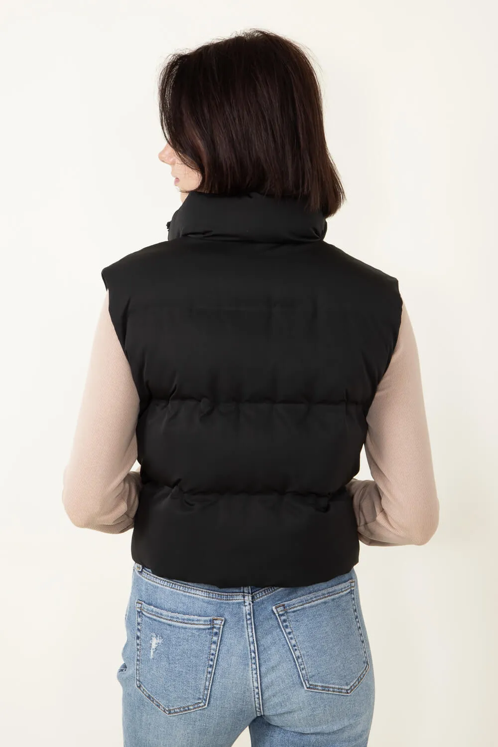Thread & Supply Issey Cropped Puffer Vest for Women in Black | J2691PPGGK-BLACK