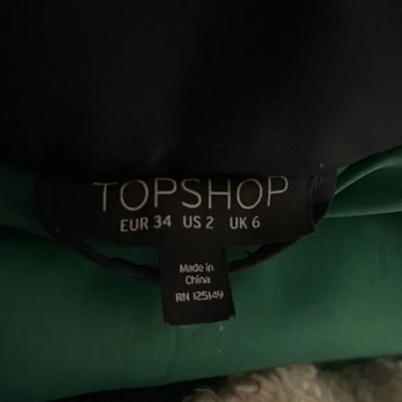 Topshop Navy Faux Fur Hooded Puffer Jacket - Navy Blue size 2 JJ
