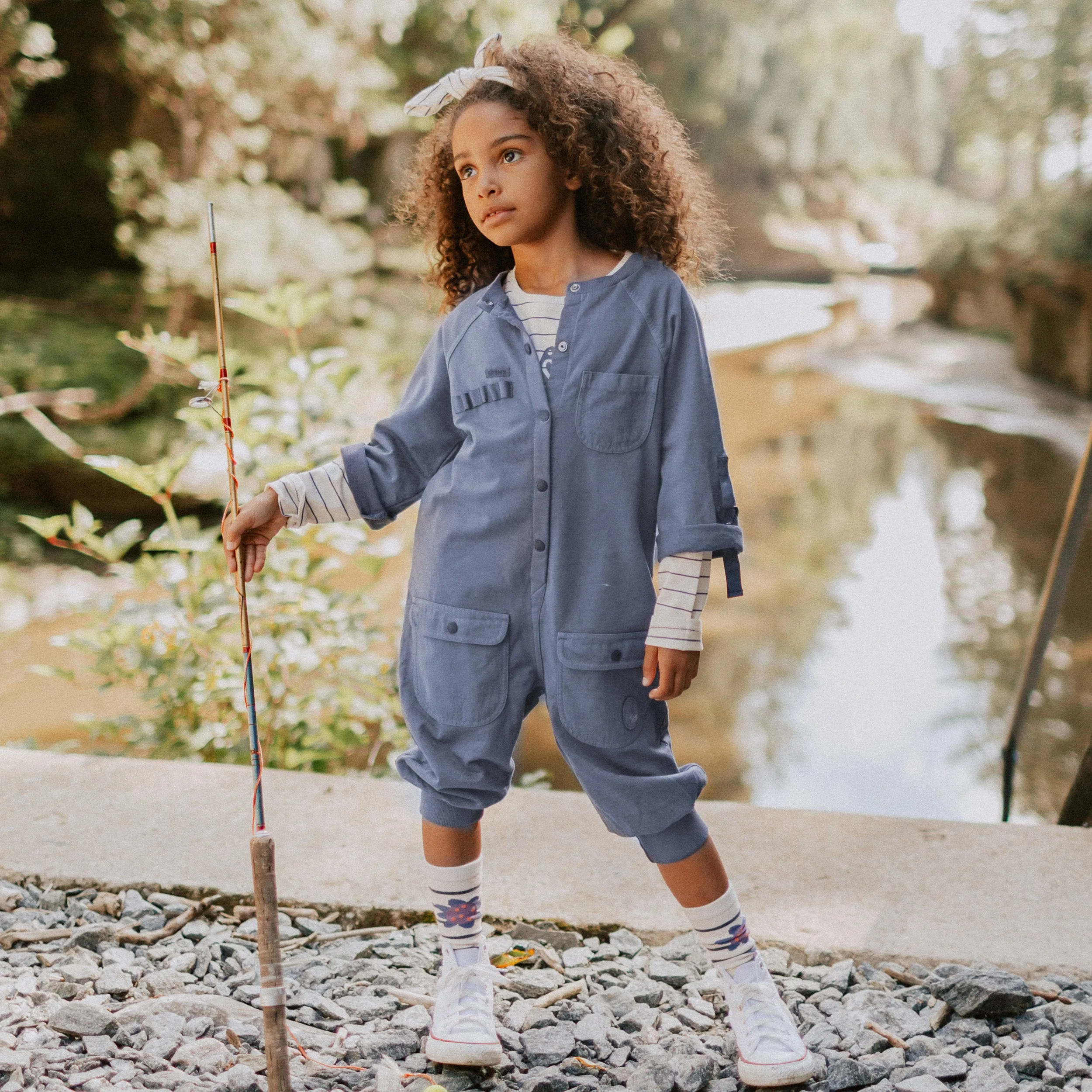 Une-pièce long bleu à manches courtes, enfant || Long blue one piece with short sleeved, child
