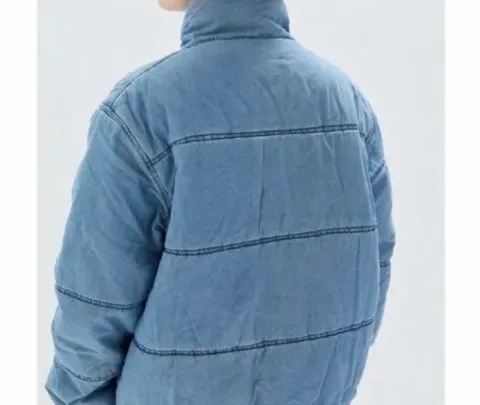 URBAN OUTFITTERS  Women's Blue Uo Jordan Denim Puffer Jacket Size Large
