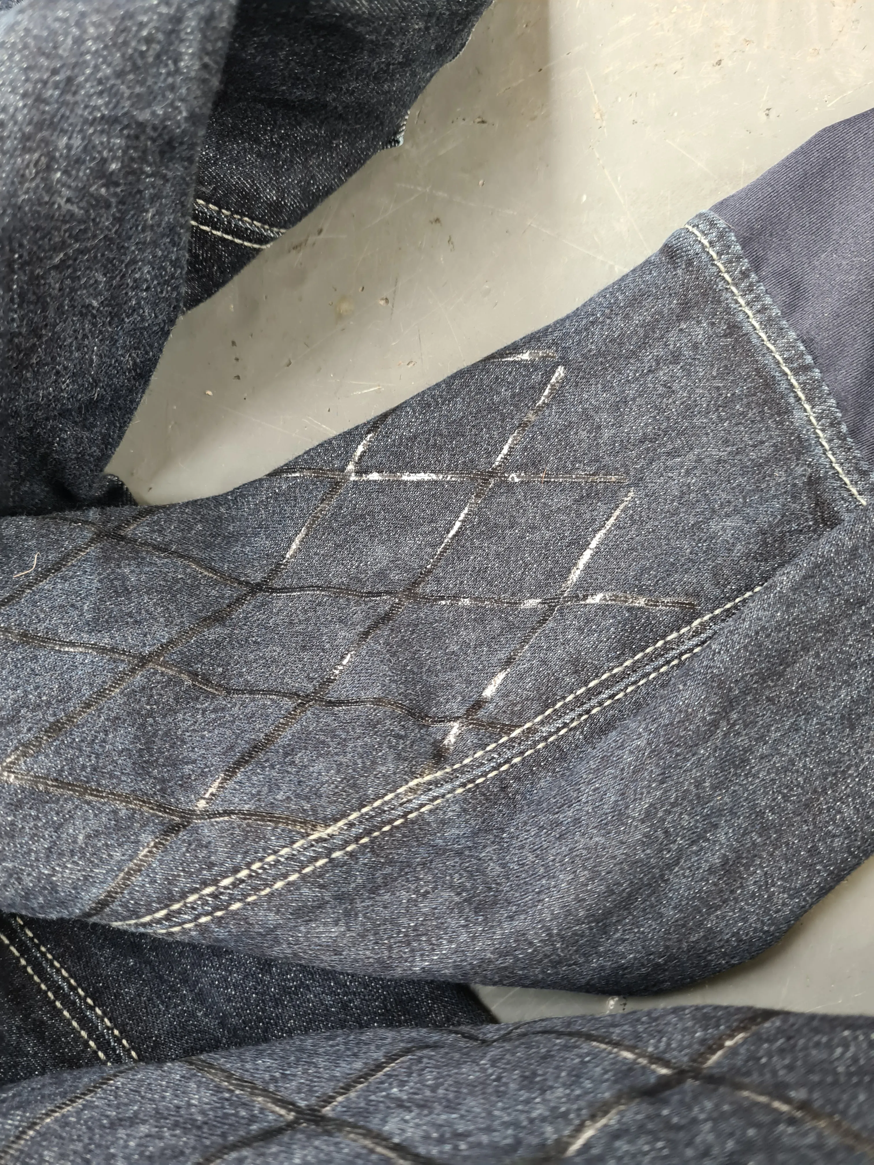 Used size 8 jodhpur pants with grip seat FREE POSTAGE☆
