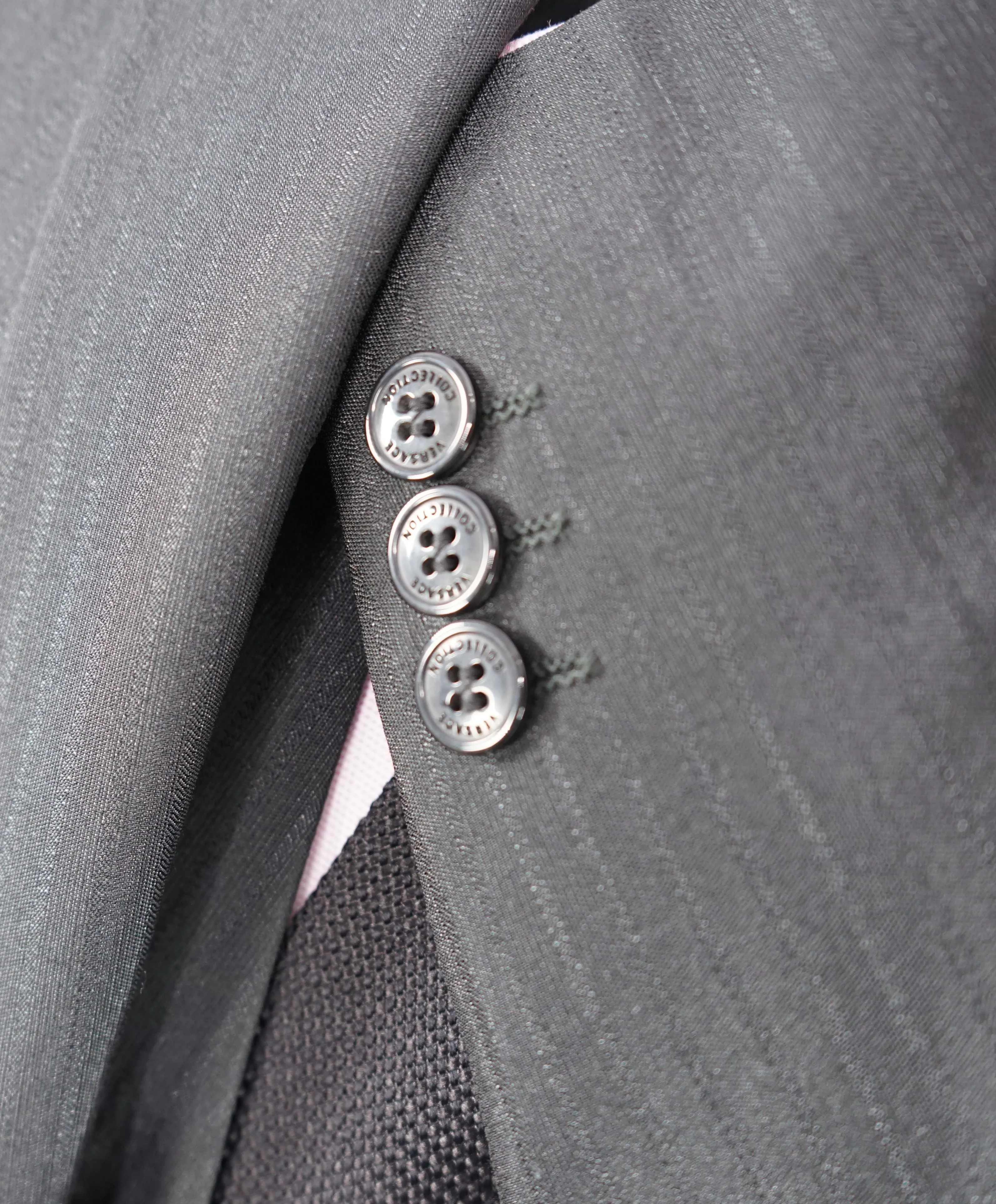 VERSACE COLLECTION - 3-Piece Sharkskin Black Tonal Stripe Logo Buttons  - 42R