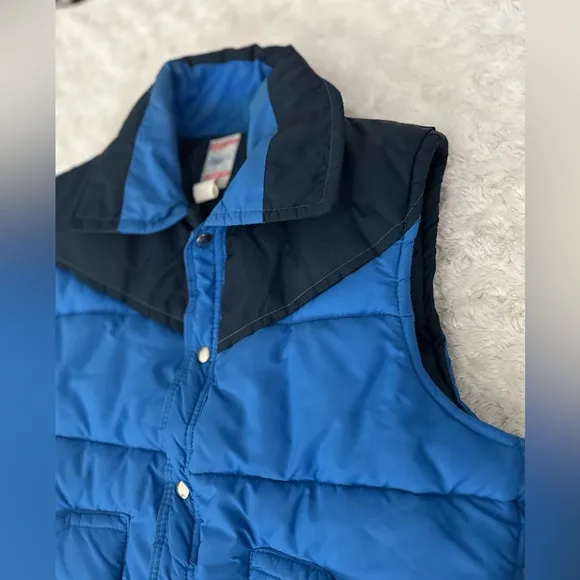 Vintage 70’s FROSTLINE Blue Puffer Vest