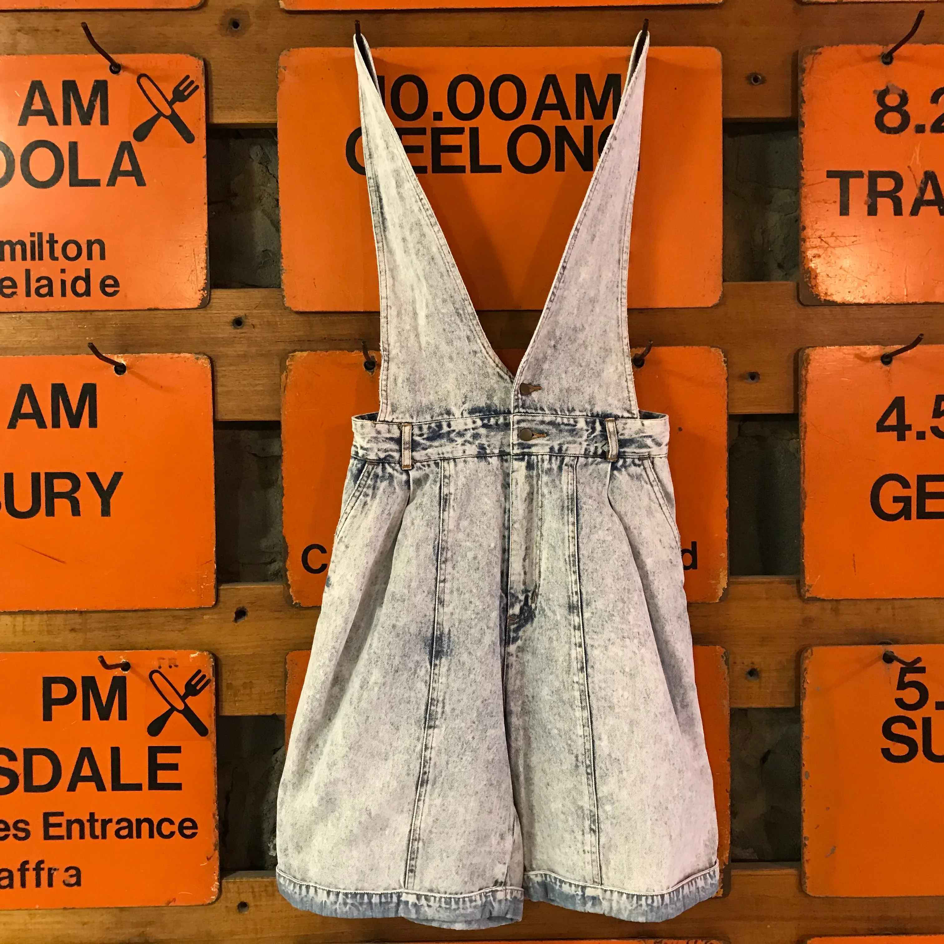 Vintage 80’s G.Pellini High Waisted Acid Washed Denim Women's Short Overalls