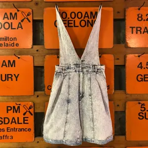 Vintage 80’s G.Pellini High Waisted Acid Washed Denim Women's Short Overalls