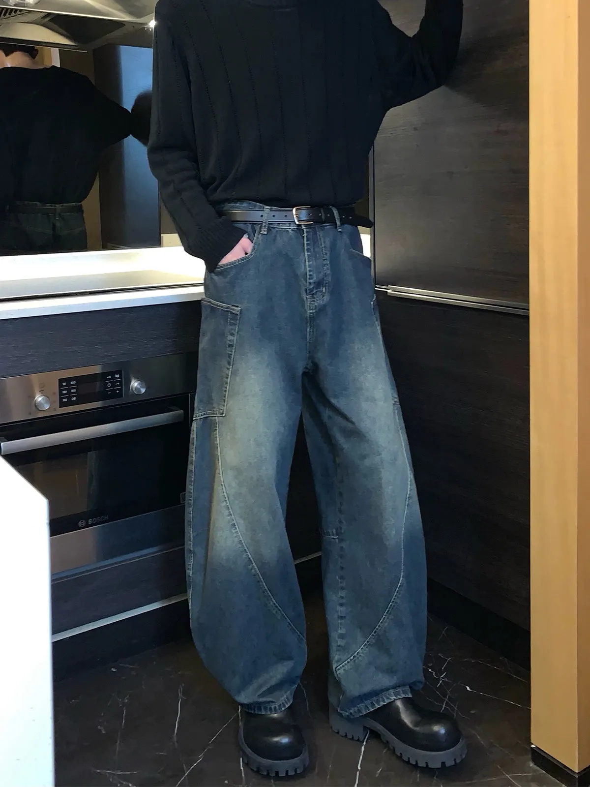 Washed Distressed Straight-leg Jeans