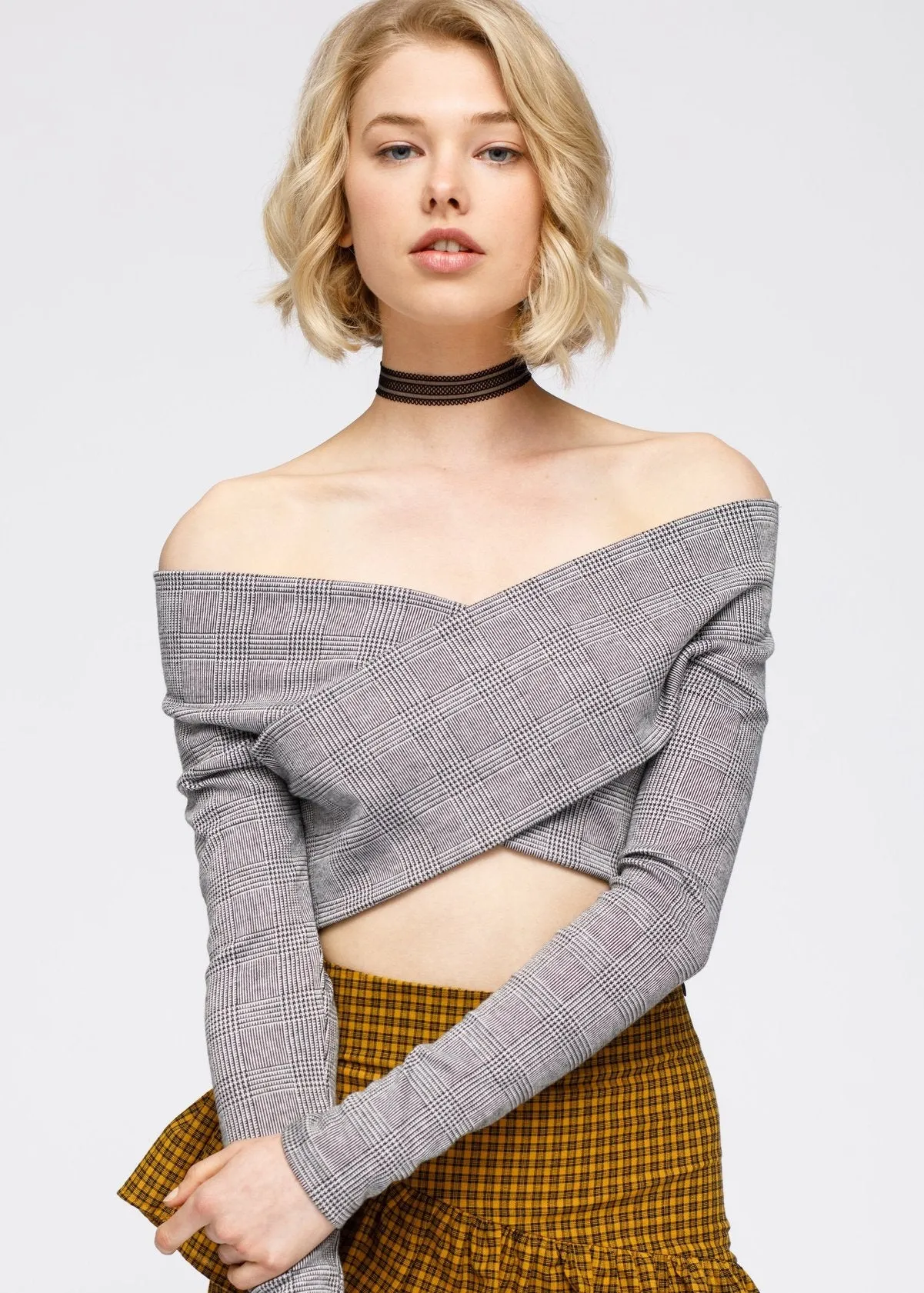 Women's Glen Plaid Off Shoulder Crisscross Crop Top In Grey