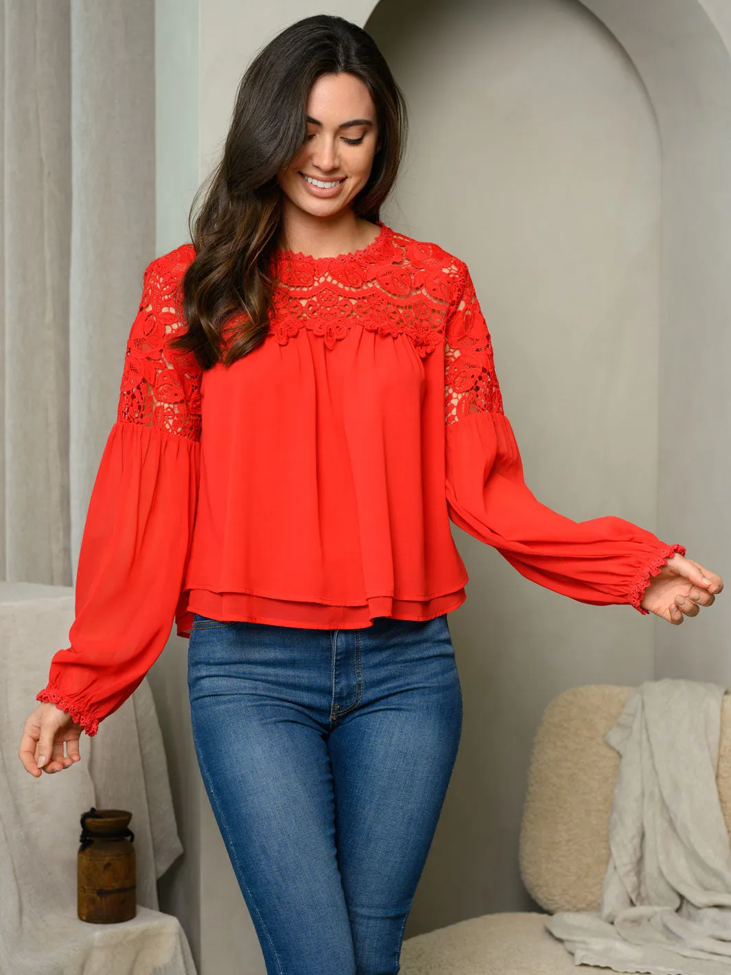 WOMEN'S LONG SLEEVE LACE TOP