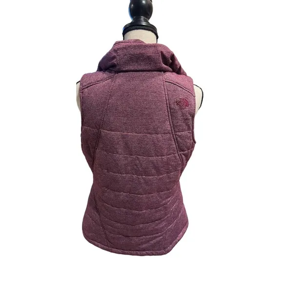 Women’s The North Face Puffer Vest  Size Medium