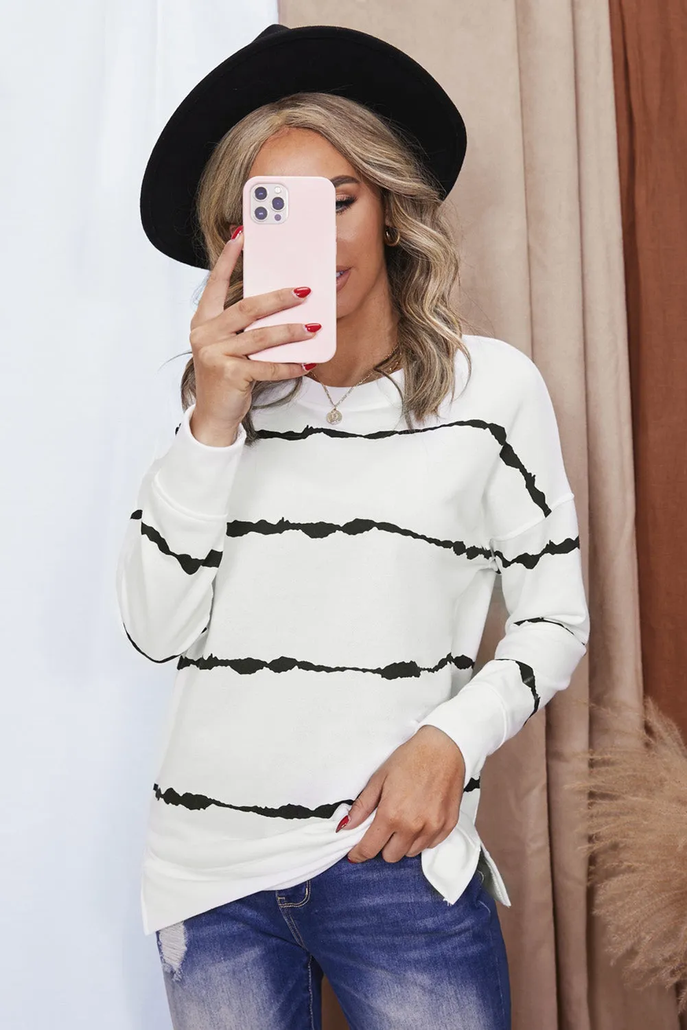 Women's White Tie-dye Stripes Sweatshirt