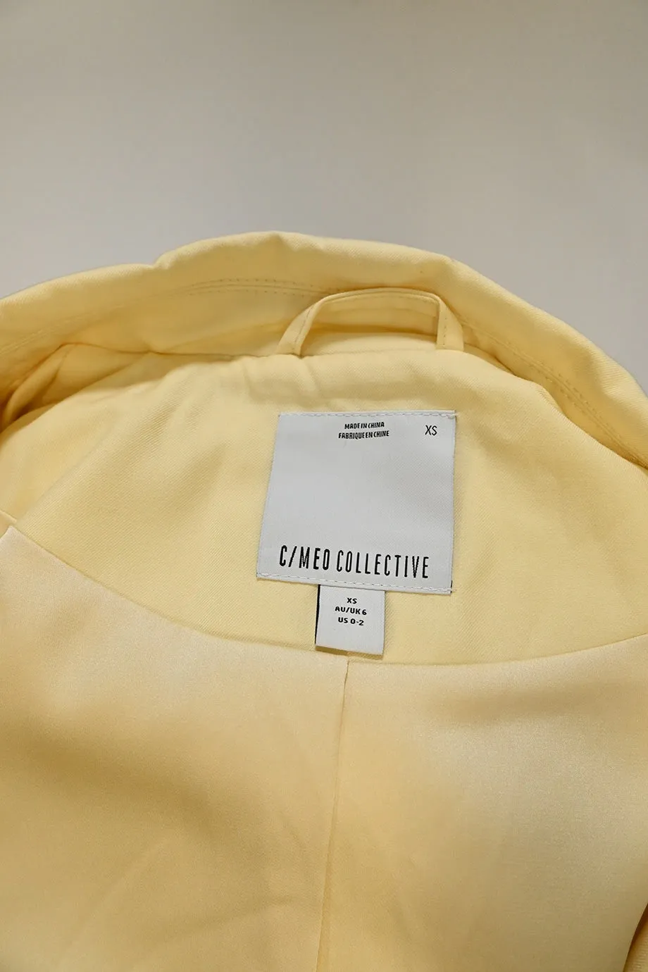 [WW32322] C/Meo Collective | Cropped jacket