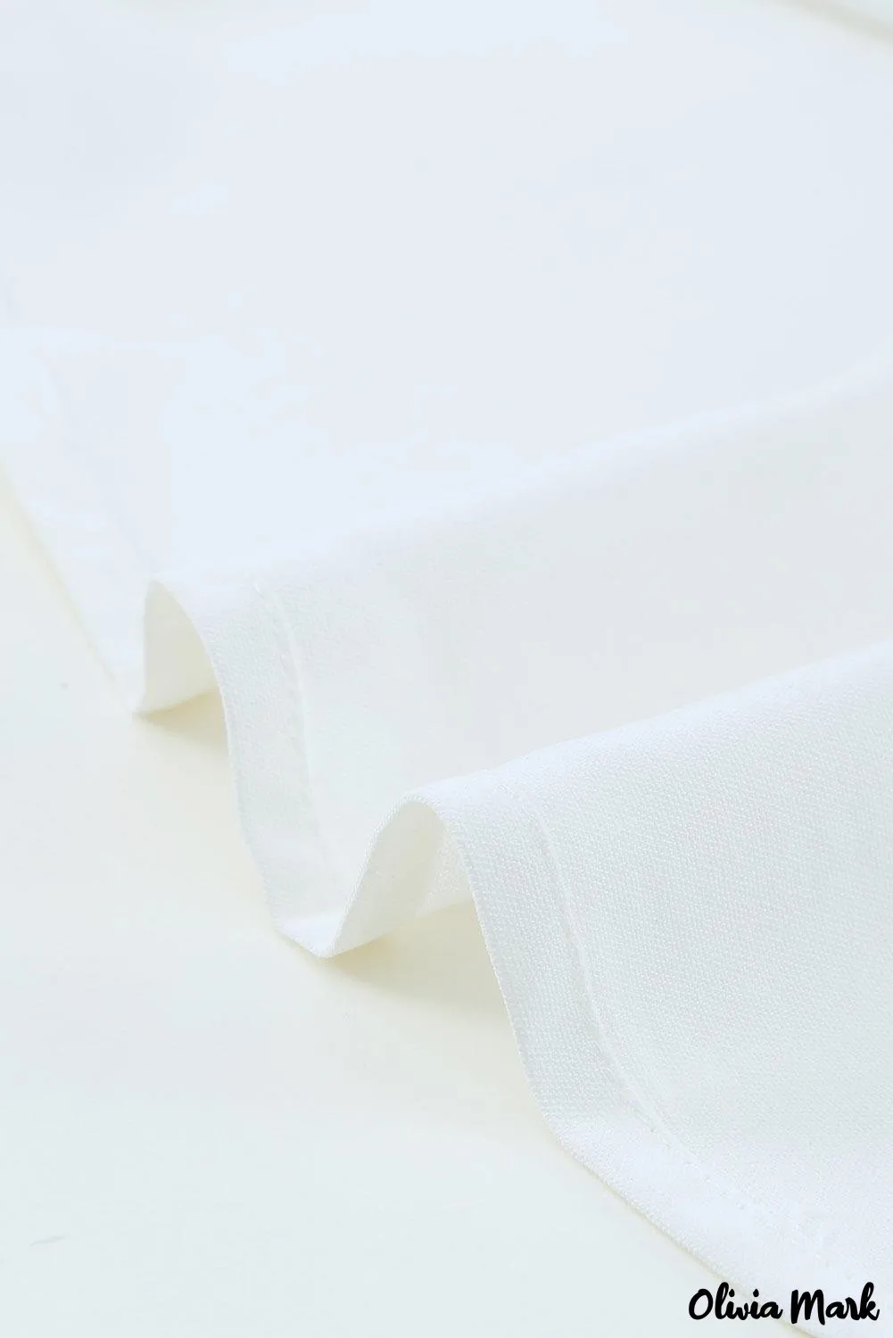 Xieyinshe - White buttoned shirt with long sleeves and plain pocket