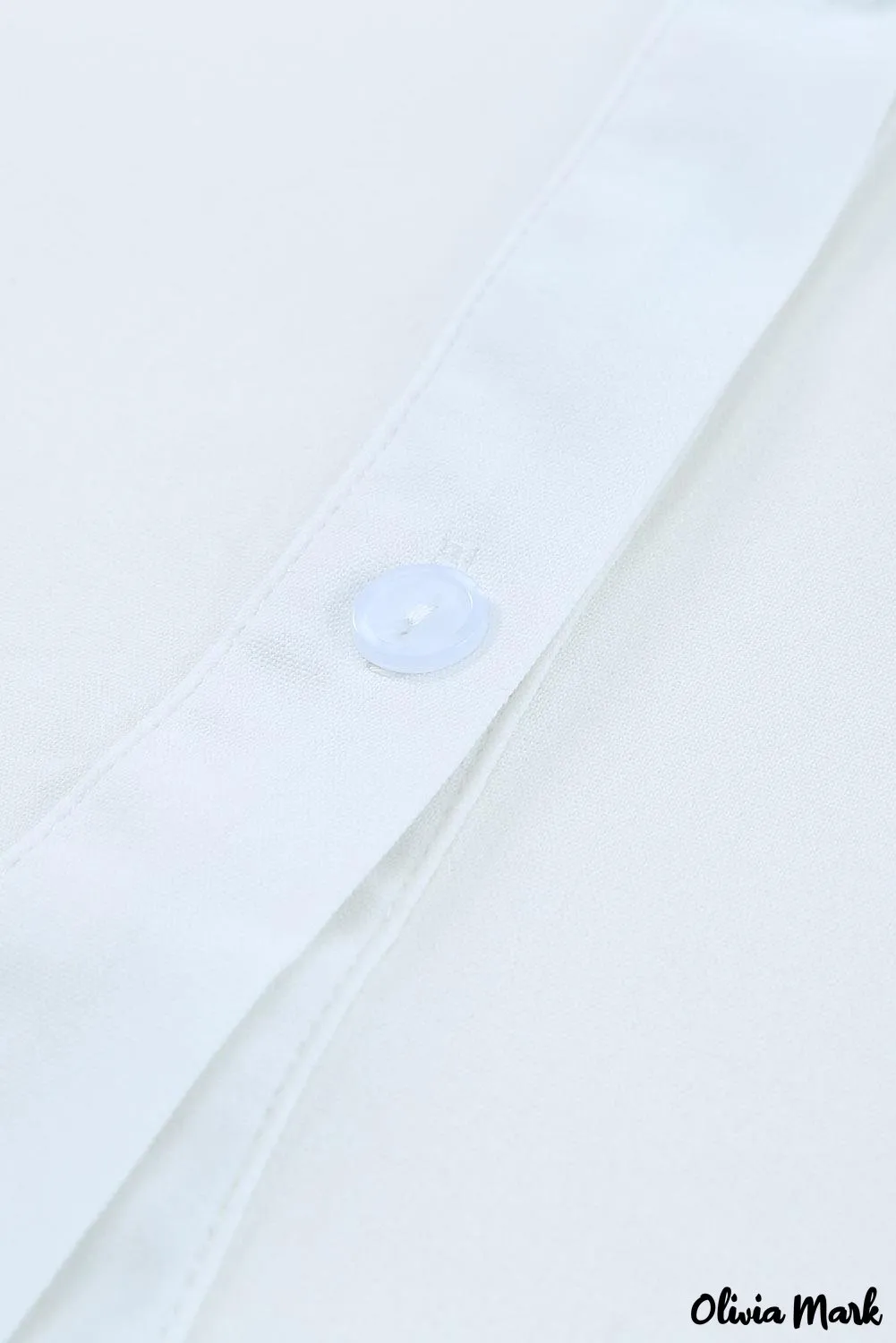 Xieyinshe - White buttoned shirt with long sleeves and plain pocket