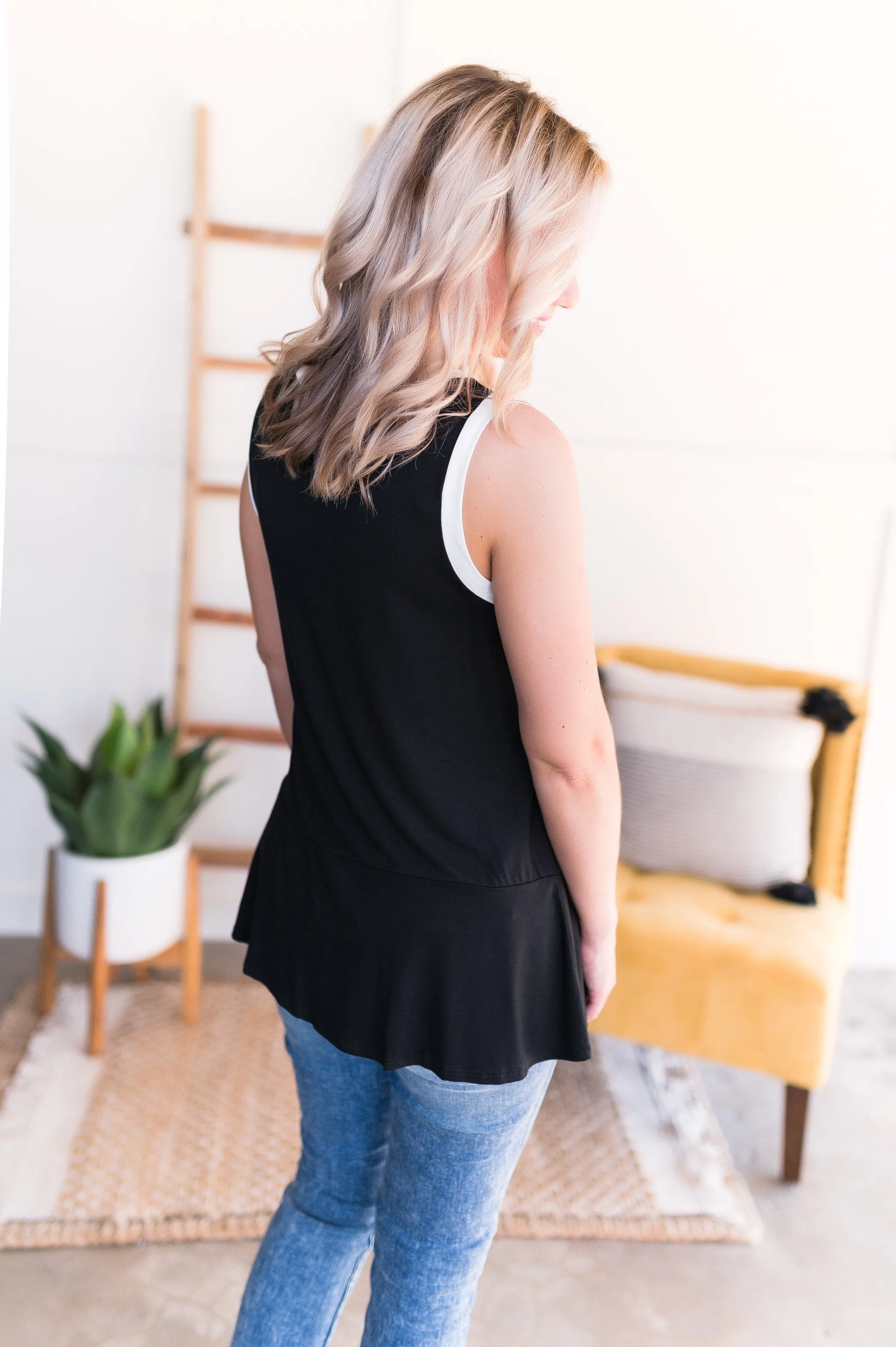 You've Got Me Sleeveless Top in Black & White