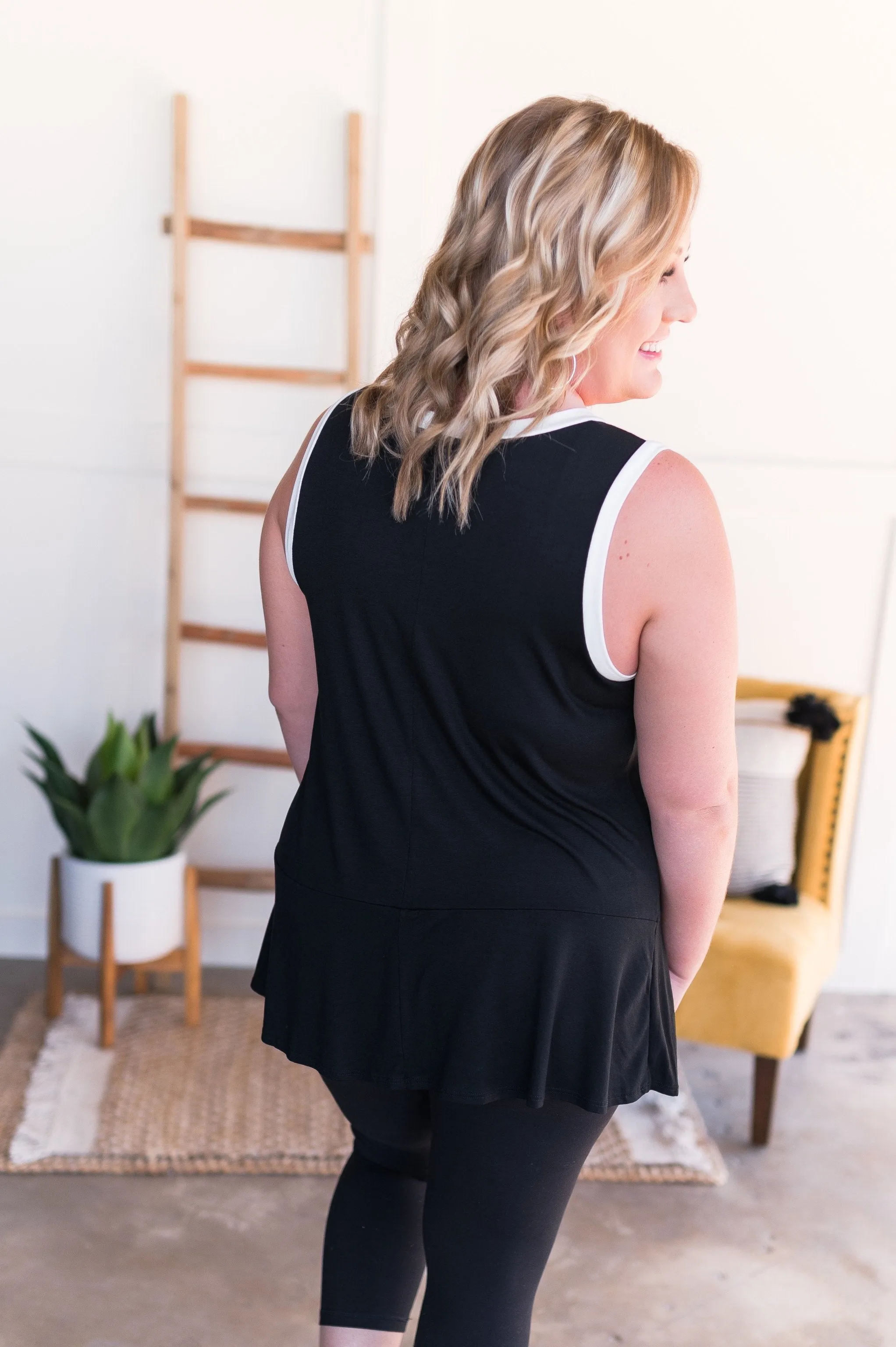 You've Got Me Sleeveless Top in Black & White