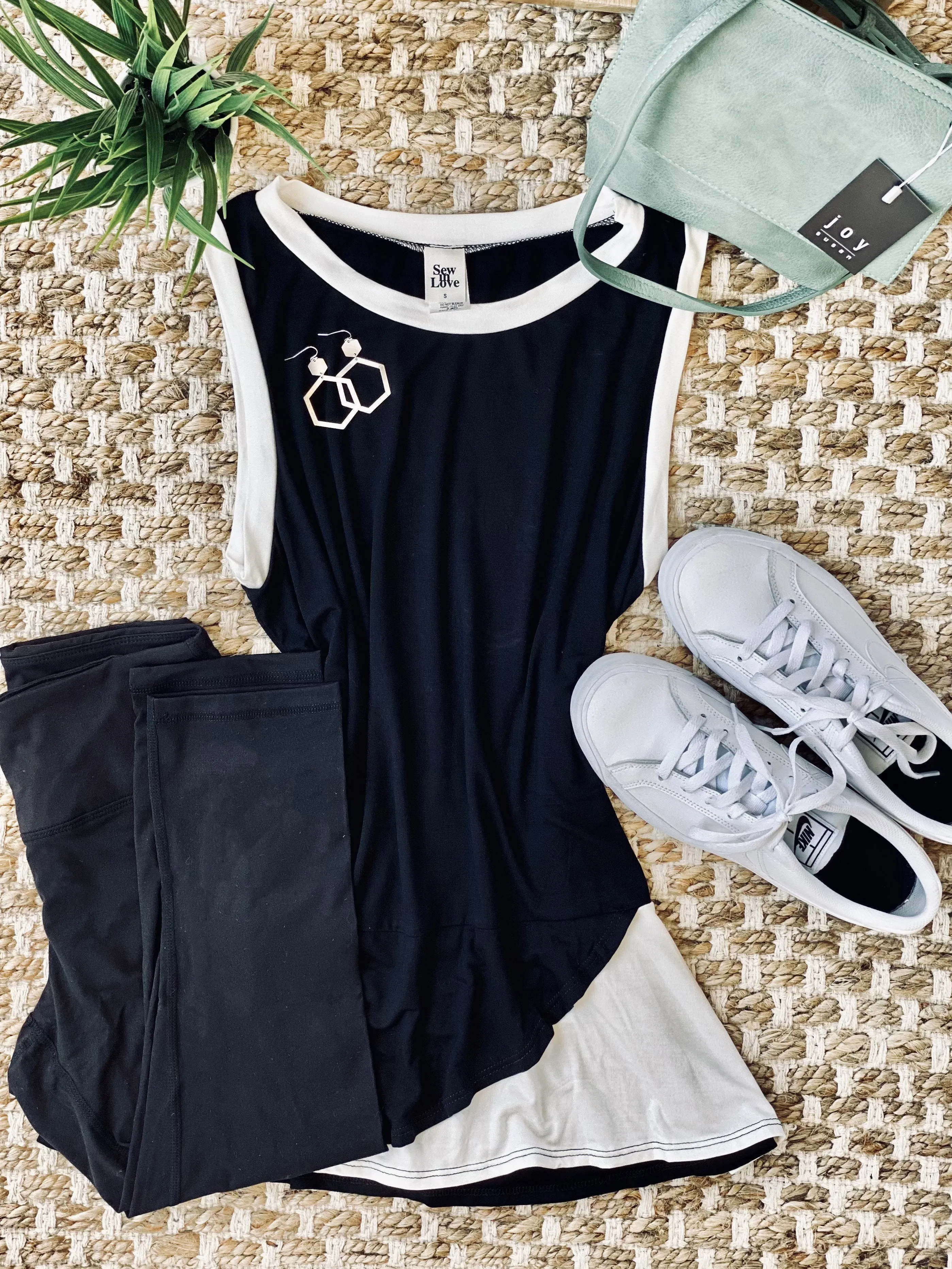 You've Got Me Sleeveless Top in Black & White