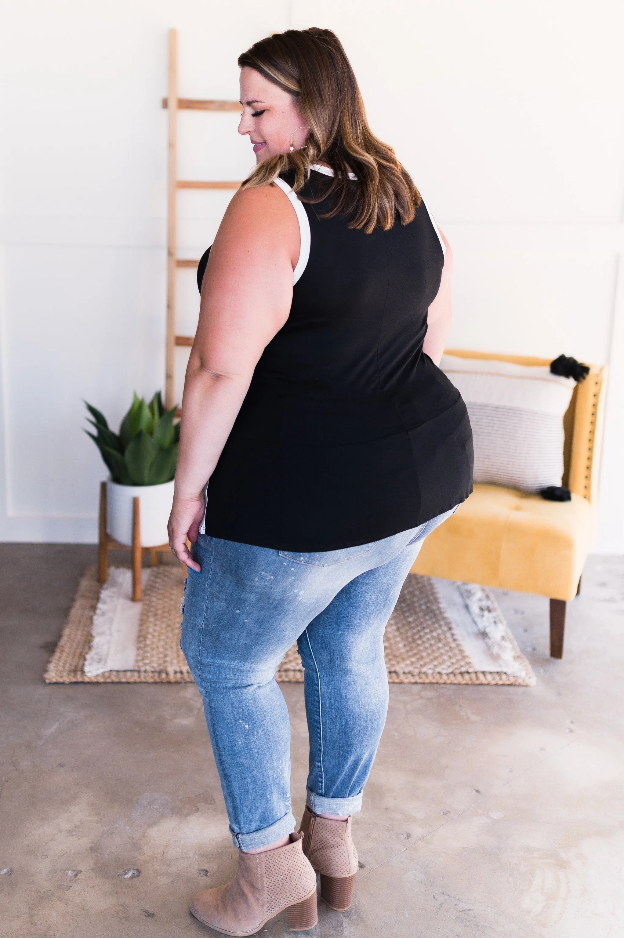 You've Got Me Sleeveless Top in Black & White